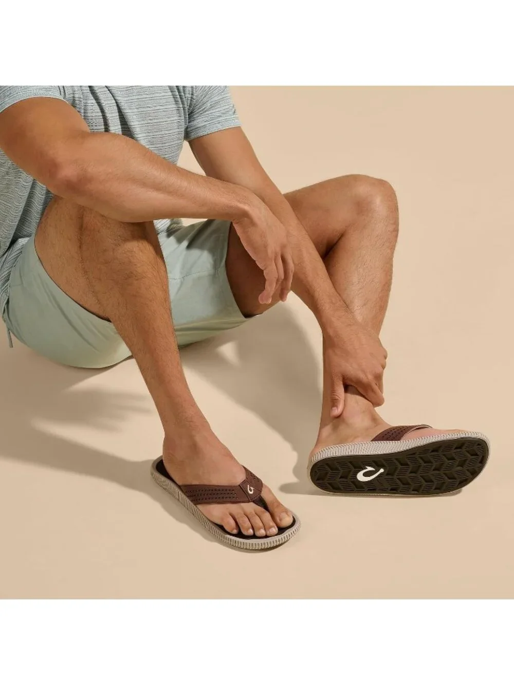 Men's Brown Resistant Flip Flops Arch Support Comfort Fit Beach Sandal Shoes